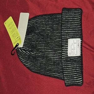 ITA Phase Shadow Green & Black Beanie